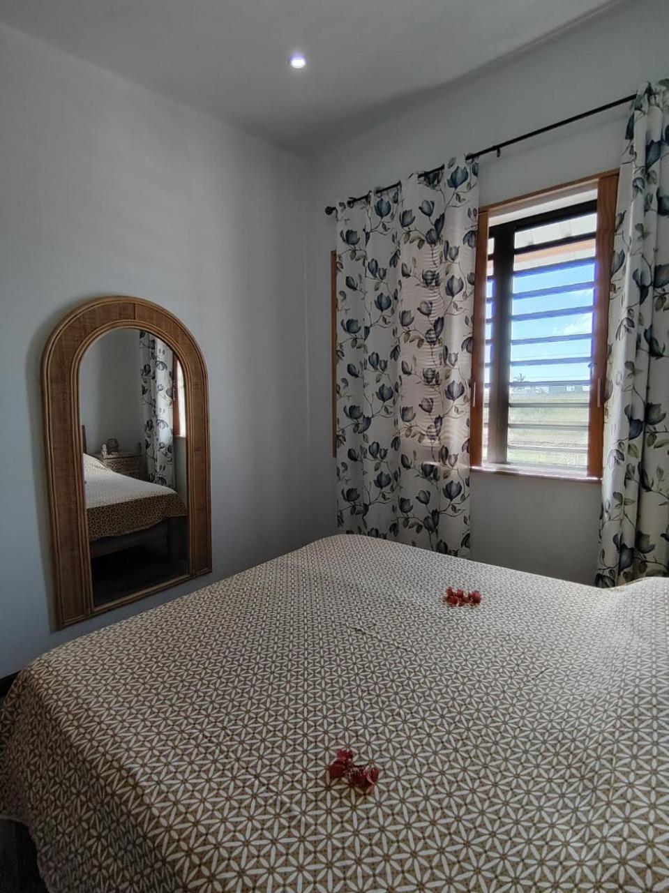 Le P'Tit Bohneur Apartment Trou aux Biches Bagian luar foto